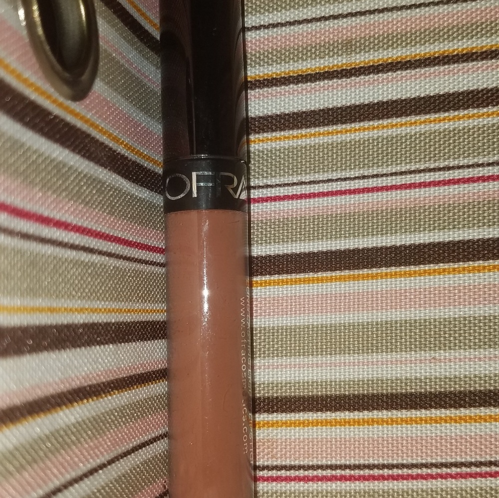 Ofra lippie